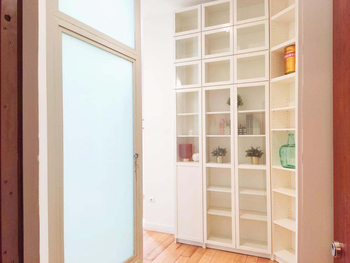 Homeyseville-Special Apartment Arenal 6 Pax, Parking Optional — Photos 3